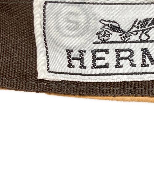 HERMES（エルメス）HERMES (エルメス) レザーキャップ ベージュの古着・服飾アイテム