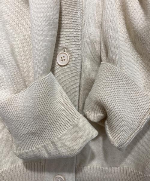 FRED PERRY（フレッドペリー）FRED PERRY (フレッドペリー) V-Neck Cardigan ベージュ サイズ:38の古着・服飾アイテム