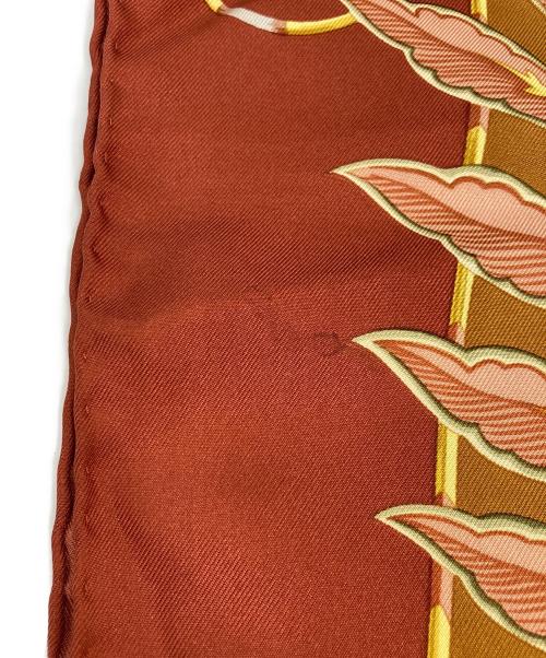 Salvatore Ferragamo（サルヴァトーレ フェラガモ）Salvatore Ferragamo (サルヴァトーレ フェラガモ) 総柄シルクスカーフ マルチカラーの古着・服飾アイテム