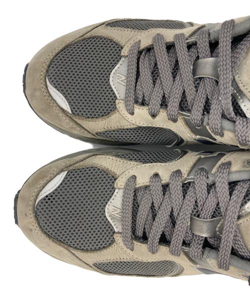 NEW BALANCE（ニューバランス）NEW BALANCE (ニューバランス) ML2002RAローカットスニーカー グレー サイズ:27の古着・服飾アイテム