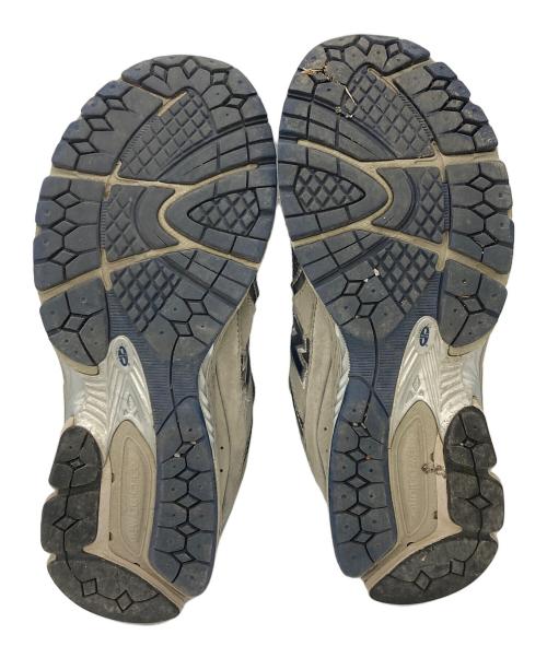 NEW BALANCE（ニューバランス）NEW BALANCE (ニューバランス) ML2002RAローカットスニーカー グレー サイズ:27の古着・服飾アイテム
