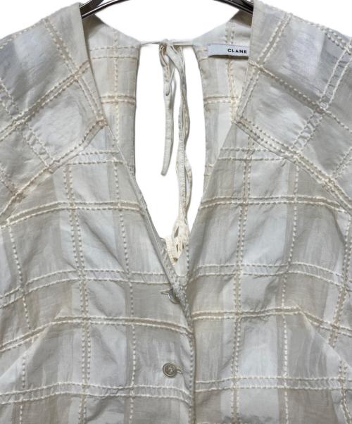 CLANE（クラネ）CLANE (クラネ) シアーチェックタックウエストブラウス ベージュの古着・服飾アイテム
