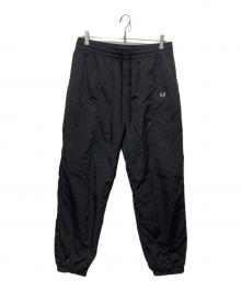 FRED PERRY（フレッドペリー）の古着「ナイロンテックパンツ」｜ブラック