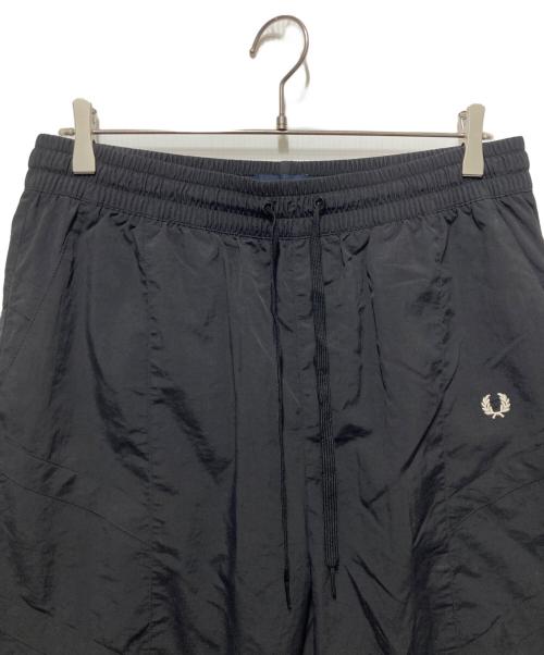 FRED PERRY（フレッドペリー）FRED PERRY (フレッドペリー) ナイロンテックパンツ ブラック サイズ:Ｌの古着・服飾アイテム