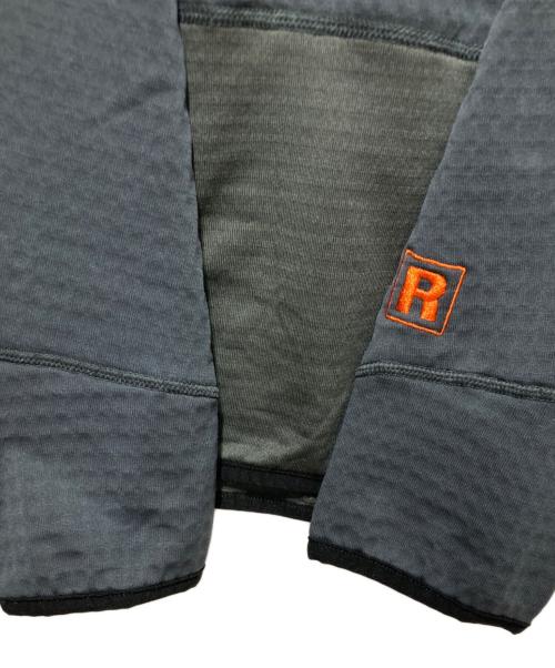Patagonia（パタゴニア）Patagonia (パタゴニア) R1 Pullover Hoody/R1プルオーバー・フーディ グレー サイズ:Ｍの古着・服飾アイテム