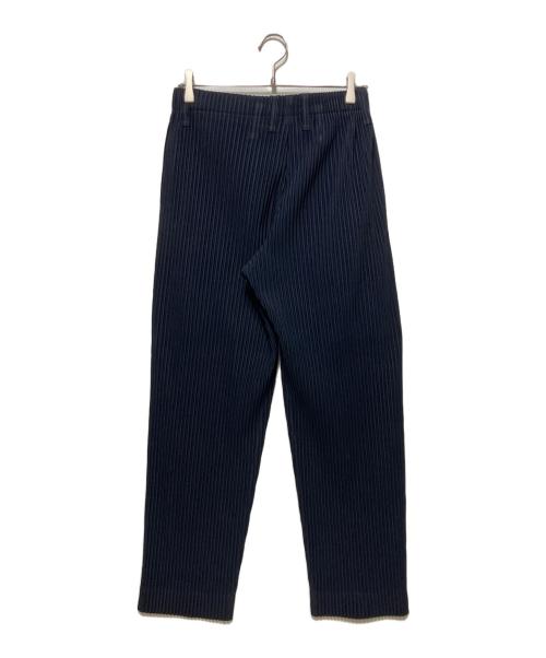 HOMME PLISSE ISSEY MIYAKE（オム プリッセ イッセイ ミヤケ）HOMME PLISSE ISSEY MIYAKE (オム プリッセ イッセイ ミヤケ) プリーツパンツ ネイビー サイズ:2の古着・服飾アイテム