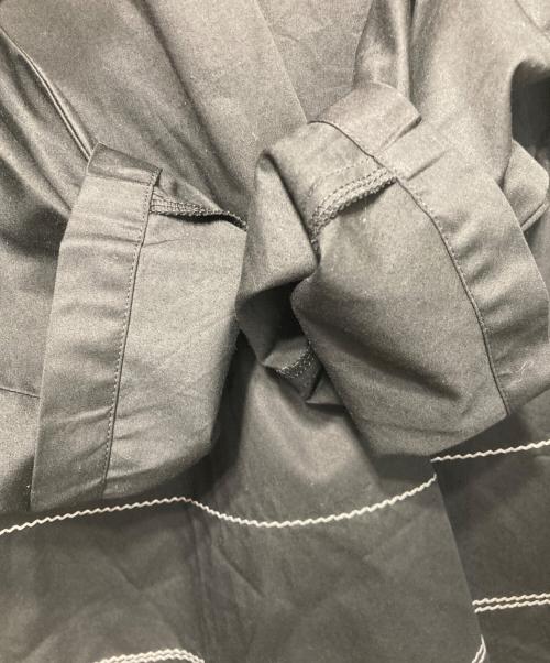 COMME des GARCONS COMME des GARCONS（コムデギャルソン コムデギャルソン）COMME des GARCONS COMME des GARCONS (コムデギャルソン コムデギャルソン) ステッチブラウス ブラック サイズ:XSの古着・服飾アイテム