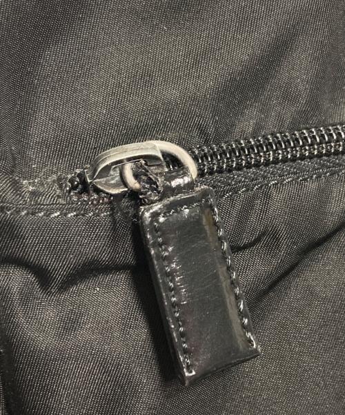 PRADA（プラダ）PRADA (プラダ) ナイロンハンドバッグ ブラックの古着・服飾アイテム