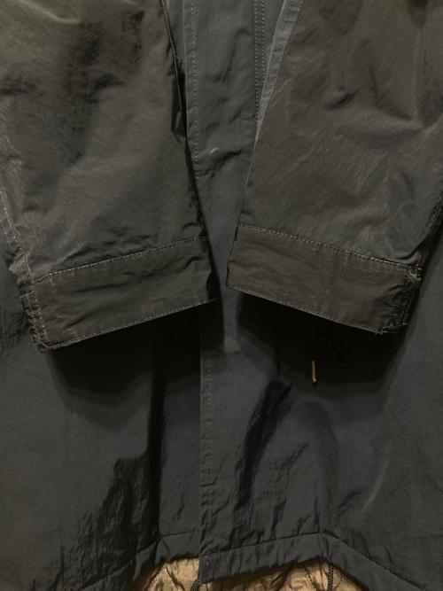 BARNEYS NEWYORK（バーニーズ・ニューヨーク）BARNEYS NEWYORK (バーニーズ・ニューヨーク) ナイロンフーデットコート ネイビー サイズ:XLの古着・服飾アイテム