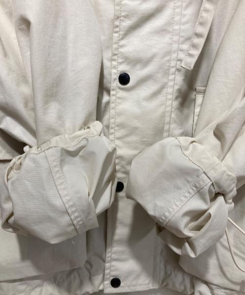 Adam et Rope（アダム エ ロペ）Adam et Rope (アダム エ ロペ) GERRY (ジェリー) ナイロンジャケット ライトグレー サイズ:freeの古着・服飾アイテム
