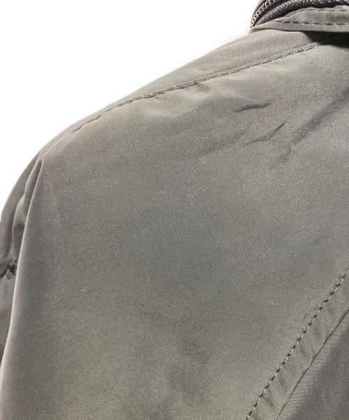 ISSEY MIYAKE MEN（イッセイミヤケメン）ISSEY MIYAKE MEN (イッセイミヤケメン) 06AW Thinsulate parachute coat / シンサレートパラシュートコート チャコールグレー サイズ:4の古着・服飾アイテム