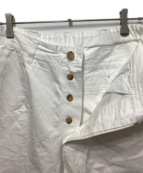 Veritecoeur（ヴェリテクール）Veritecoeur (ヴェリテクール) タックパンツ ホワイト サイズ:Mの古着・服飾アイテム