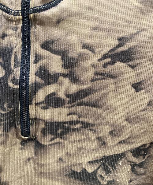 DIESEL（ディーゼル）DIESEL (ディーゼル) T-claudy ハーフジップカットソー ブラウン サイズ:Mの古着・服飾アイテム