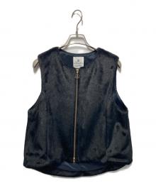 LANVIN en Bleu（ランバンオンブルー）の古着「フェイクファーフレアベスト」｜ブラック