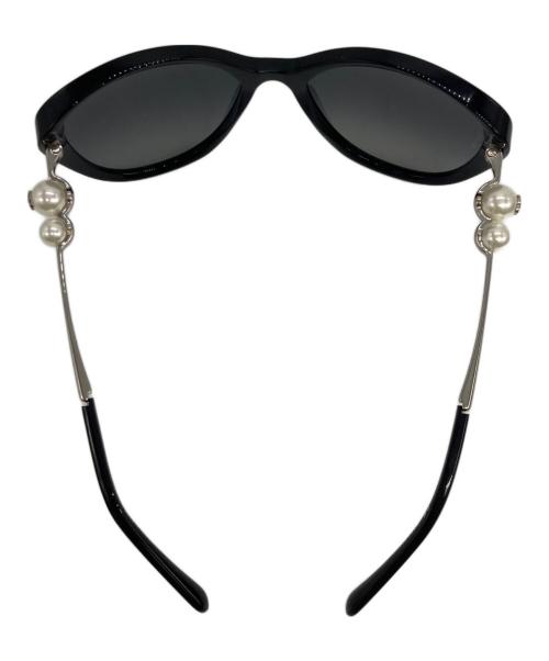 CHANEL（シャネル）CHANEL (シャネル) フェイクパールサングラス ブラック サイズ:56□18-140の古着・服飾アイテム
