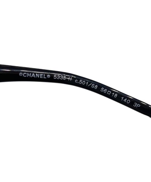 CHANEL（シャネル）CHANEL (シャネル) フェイクパールサングラス ブラック サイズ:56□18-140の古着・服飾アイテム