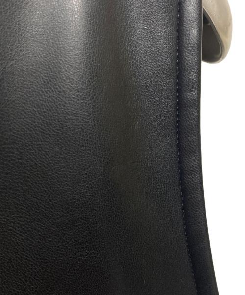 HYKE（ハイク）HYKE (ハイク) FAUX-LEATHER VEST/フェイクレザーベスト ブラック サイズ:Sの古着・服飾アイテム