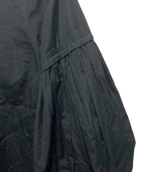 COMME des GARCONS HOMME PLUS（コムデギャルソンオムプリュス）COMME des GARCONS HOMME PLUS (コムデギャルソンオムプリュス) ギャザーボリュームスリーブコットンシャツ ブラック サイズ:Sの古着・服飾アイテム