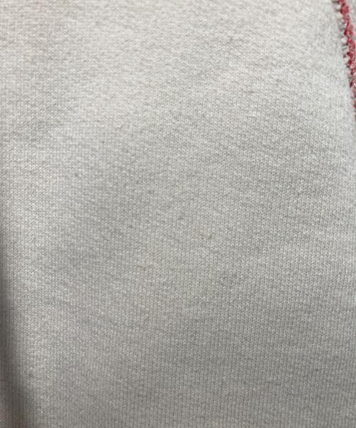 FUMIKA UCHIDA（フミカウチダ）FUMIKA UCHIDA (フミカウチダ) 2-TONE PULLOVER HOODIE ホワイト×レッド サイズ:Mの古着・服飾アイテム