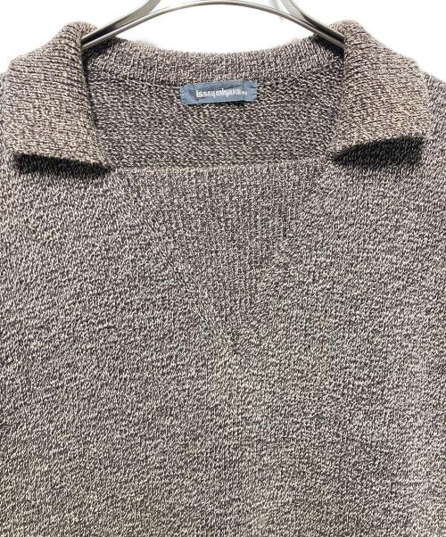 ISSEY MIYAKE MEN（イッセイミヤケメン）ISSEY MIYAKE MEN (イッセイミヤケメン) 襟月ニット ブラウン サイズ:Mの古着・服飾アイテム