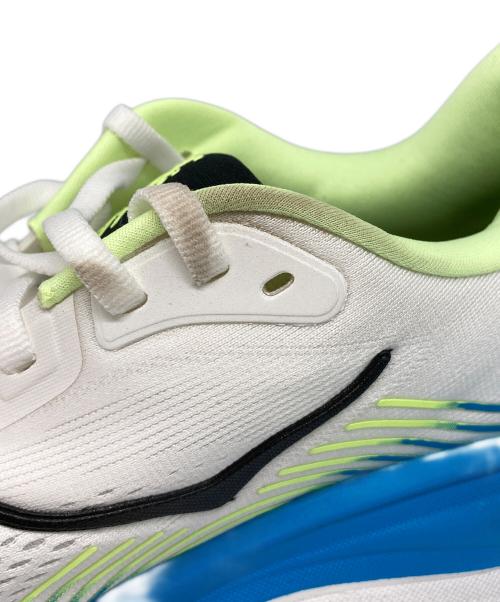 HOKAONEONE（ホカオネオネ）HOKAONEONE (ホカオネオネ) CLIFTON 11 ホワイト サイズ:26の古着・服飾アイテム