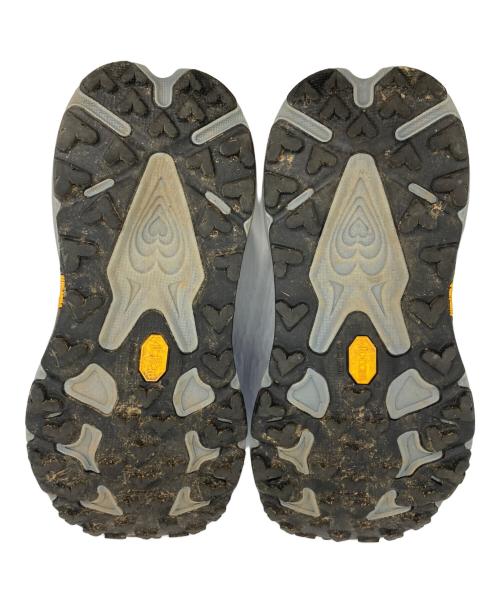 HOKAONEONE（ホカオネオネ）HOKAONEONE (ホカオネオネ) SPEEDGOAT 7 WIDE/スピードゴート 7 ワイド グレー サイズ:26の古着・服飾アイテム