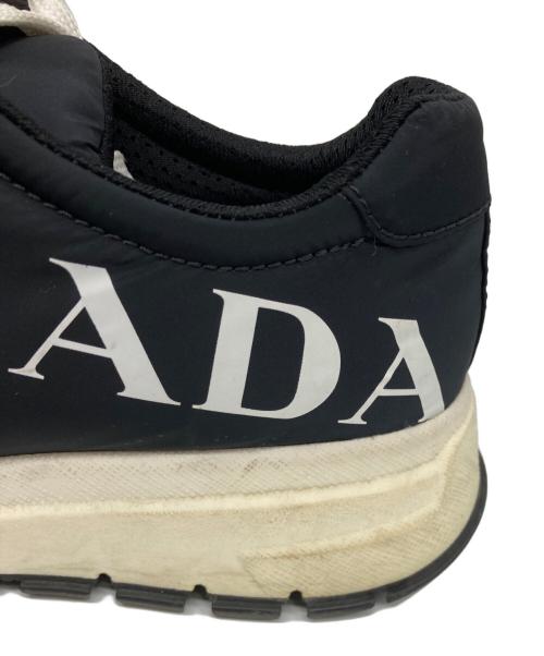 PRADA（プラダ）PRADA (プラダ) Re-Nylon ロゴスニーカー ブラック サイズ:38の古着・服飾アイテム