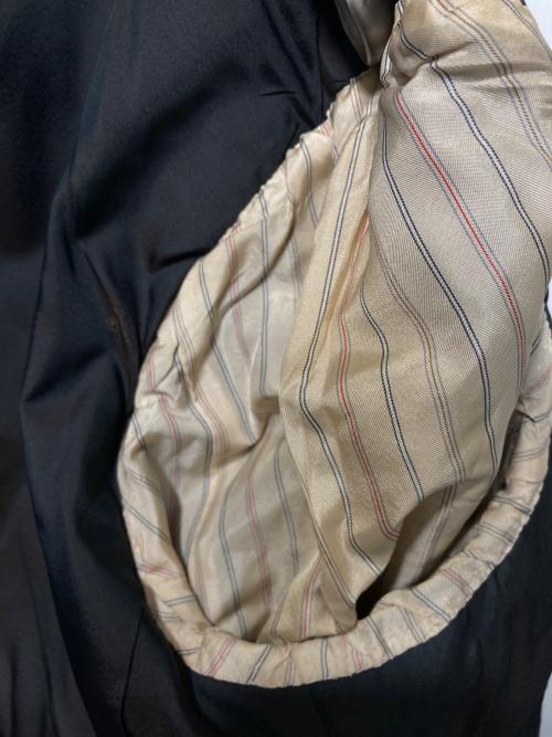 Burberry's（バーバリーズ）Burberry's (バーバリーズ) テーラードジャケット ブラック サイズ:BE-6の古着・服飾アイテム