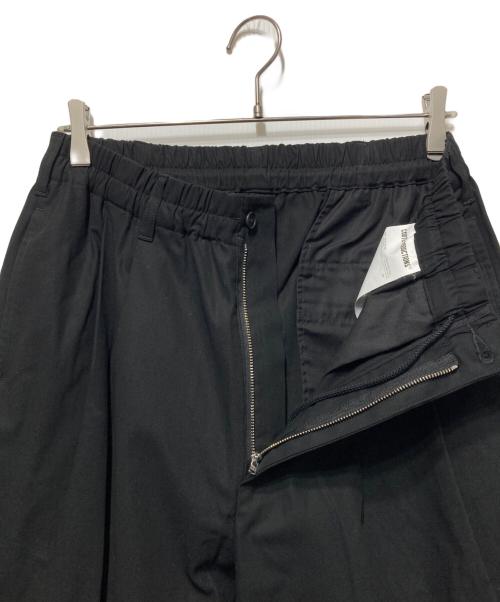 COOTIE PRODUCTIONS（クーティープロダクツ）COOTIE PRODUCTIONS (クーティープロダクツ) Cotton Gabardine 2 Tuck Easy Pants ブラック サイズ:Mの古着・服飾アイテム