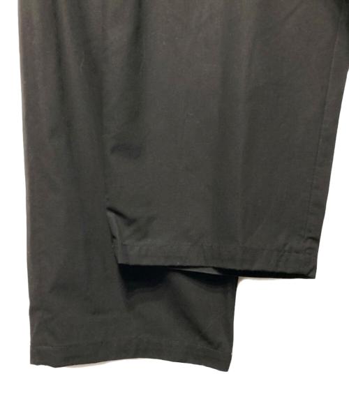 COOTIE PRODUCTIONS（クーティープロダクツ）COOTIE PRODUCTIONS (クーティープロダクツ) Cotton Gabardine 2 Tuck Easy Pants ブラック サイズ:Mの古着・服飾アイテム