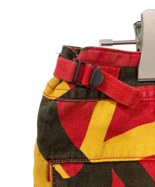 SUPREME（シュプリーム）SUPREME (シュプリーム) Tribal camo Cargo Pants レッド×イエロー サイズ:W32の古着・服飾アイテム