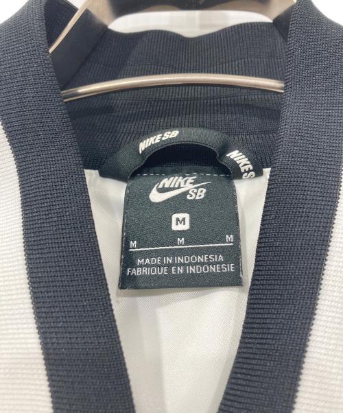 NIKE（ナイキ）NIKE (ナイキ) ジャケット ホワイト サイズ:Mの古着・服飾アイテム