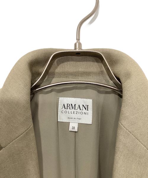 ARMANI COLLEZIONI（アルマーニ コレツィオーニ）ARMANI COLLEZIONI (アルマーニ コレツィオーニ) セットアップスーツ ベージュ サイズ:38の古着・服飾アイテム
