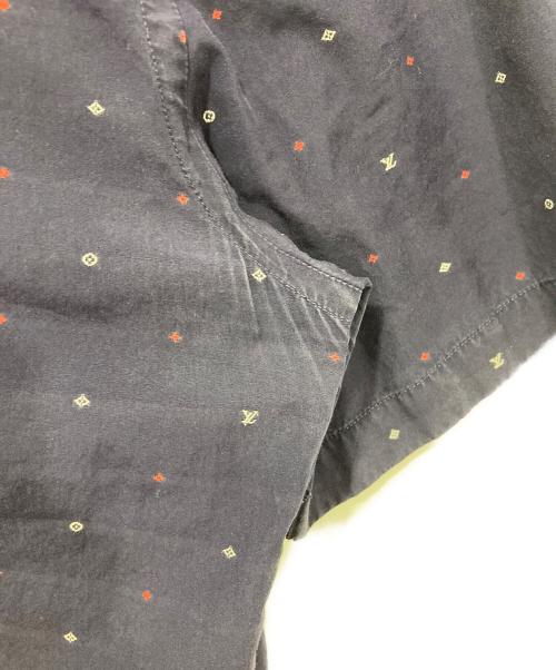 LOUIS VUITTON（ルイ ヴィトン）LOUIS VUITTON (ルイ ヴィトン) モノグラム刺繍シャツ ネイビー サイズ:Lの古着・服飾アイテム