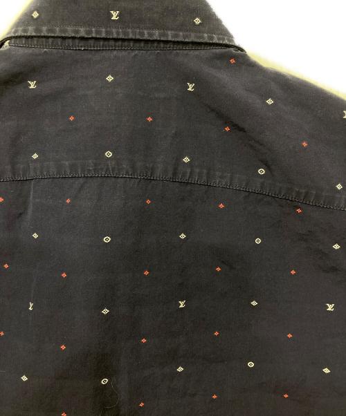 LOUIS VUITTON（ルイ ヴィトン）LOUIS VUITTON (ルイ ヴィトン) モノグラム刺繍シャツ ネイビー サイズ:Lの古着・服飾アイテム