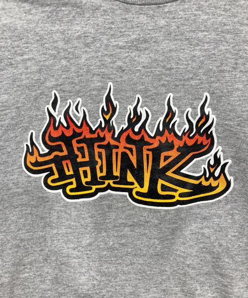 think skateboards（シンクスケートボーズ）think skateboards (シンクスケートボーズ) Tシャツ グレー サイズ:Mの古着・服飾アイテム