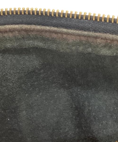 MCM（エムシーエム）MCM (エムシーエム) ショルダーバッグ ホワイト×ネイビーの古着・服飾アイテム