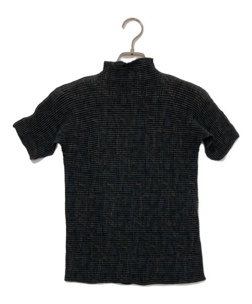 issey miyake whitelabel（イッセイミヤケホワイトレーベル）issey miyake whitelabel (イッセイミヤケホワイトレーベル) プリーツブラウス ブラック サイズ:Ｍの古着・服飾アイテム