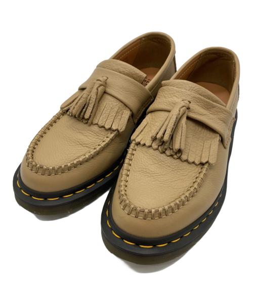 Dr.Martens（ドクターマーチン）Dr.Martens (ドクターマーチン) ADRIAN タッセルローファー ベージュ サイズ:US7/UK5/EUR38の古着・服飾アイテム