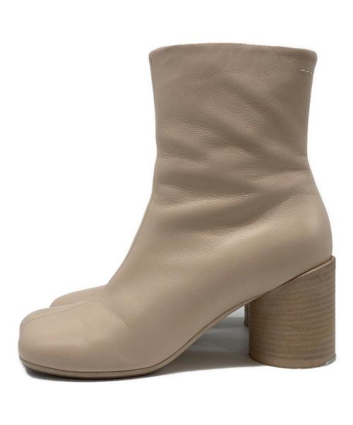 MM6 Maison Margiela（エムエムシックスメゾンマルジェラ）MM6 Maison Margiela (エムエムシックスメゾンマルジェラ) アナトミックブーツ/アンクルブーツ ベージュ サイズ:38の古着・服飾アイテム