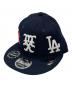 New Era（ニューエラ）の古着「コラボキャップ」｜ネイビー