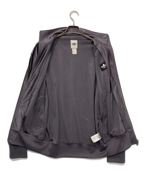 adidas（アディダス）adidas (アディダス) ファイヤーバード メタリックトラックトップ シルバー サイズ:Mの古着・服飾アイテム