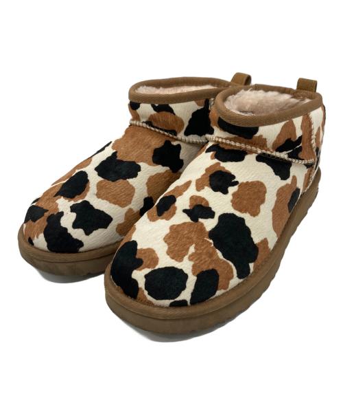 UGG（アグ）UGG (アグ) Classic Ultra Mini Cow Print CHESTNUT ベージュ サイズ:26cm / US9 / UK7 / EU40の古着・服飾アイテム