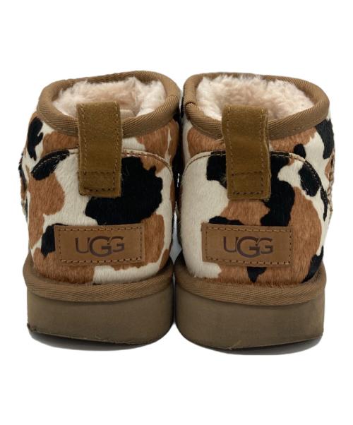 UGG（アグ）UGG (アグ) Classic Ultra Mini Cow Print CHESTNUT ベージュ サイズ:26cm / US9 / UK7 / EU40の古着・服飾アイテム