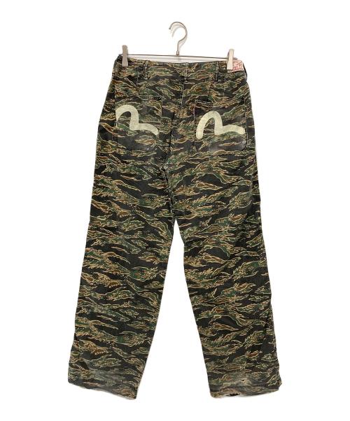 EVISU（エヴィス）EVISU (エヴィス) カモメペイント タイガーカモパンツ オリーブ サイズ:30の古着・服飾アイテム