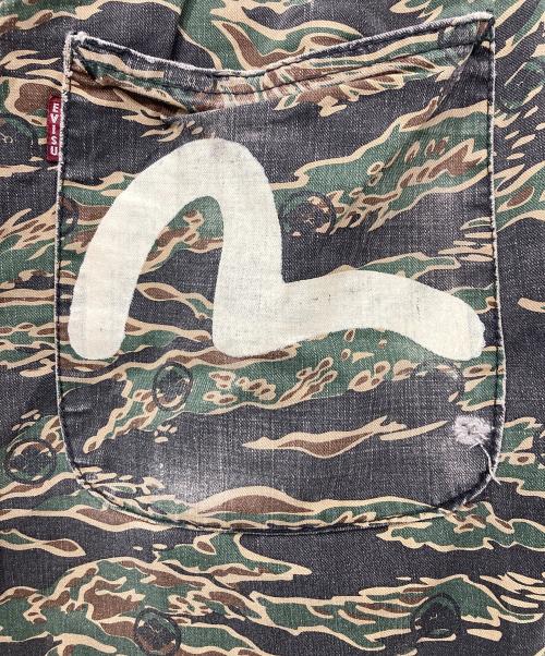 EVISU（エヴィス）EVISU (エヴィス) カモメペイント タイガーカモパンツ オリーブ サイズ:30の古着・服飾アイテム