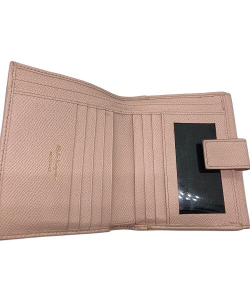Salvatore Ferragamo（サルヴァトーレ フェラガモ）Salvatore Ferragamo (サルヴァトーレ フェラガモ) 3つ折り財布 ライトピンクの古着・服飾アイテム