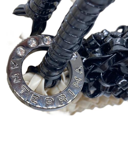 ANTEPRIMA（アンテプリマ）ANTEPRIMA (アンテプリマ) アニマーレ パンダ マットグレイッシュホワイトの古着・服飾アイテム