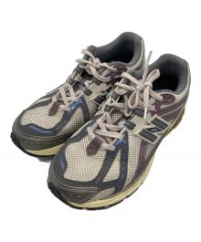 NEW BALANCE（ニューバランス）の古着「M1906RRA　ローカットスニーカー」｜グレー×ピンク