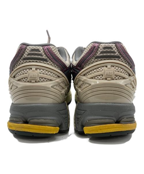 NEW BALANCE（ニューバランス）NEW BALANCE (ニューバランス) M1906RRA　ローカットスニーカー グレー×ピンク サイズ:26cm/US8/UK7.5/EUR41.5の古着・服飾アイテム